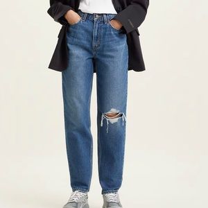 Levi’s 80’s Mom Jeans
